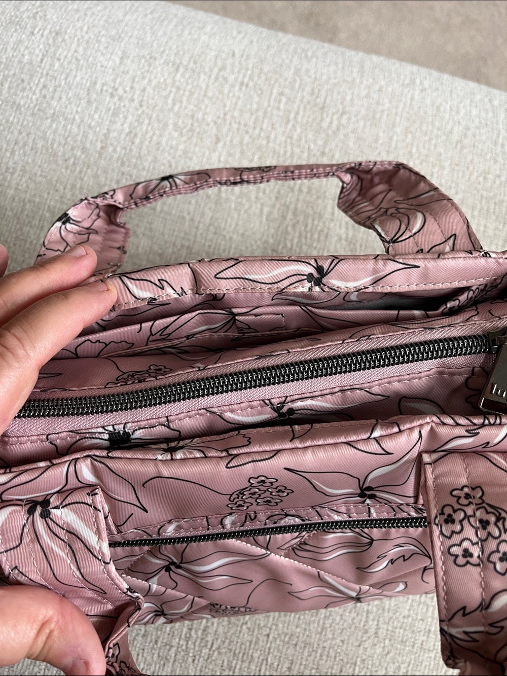 NWT Lug Jitterbug Crossbody - Picture 11 of 13